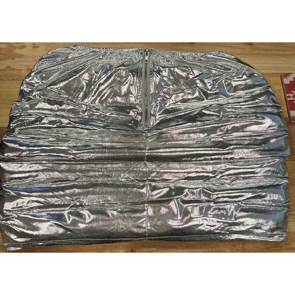 GUC Womens Sexy Silver Metallic Puffer Skirt size XL - Picture 5 of 5